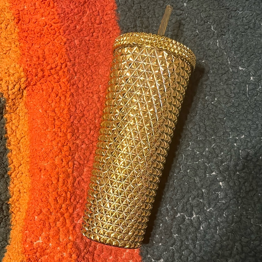 26oz Gold Textured Tumbler